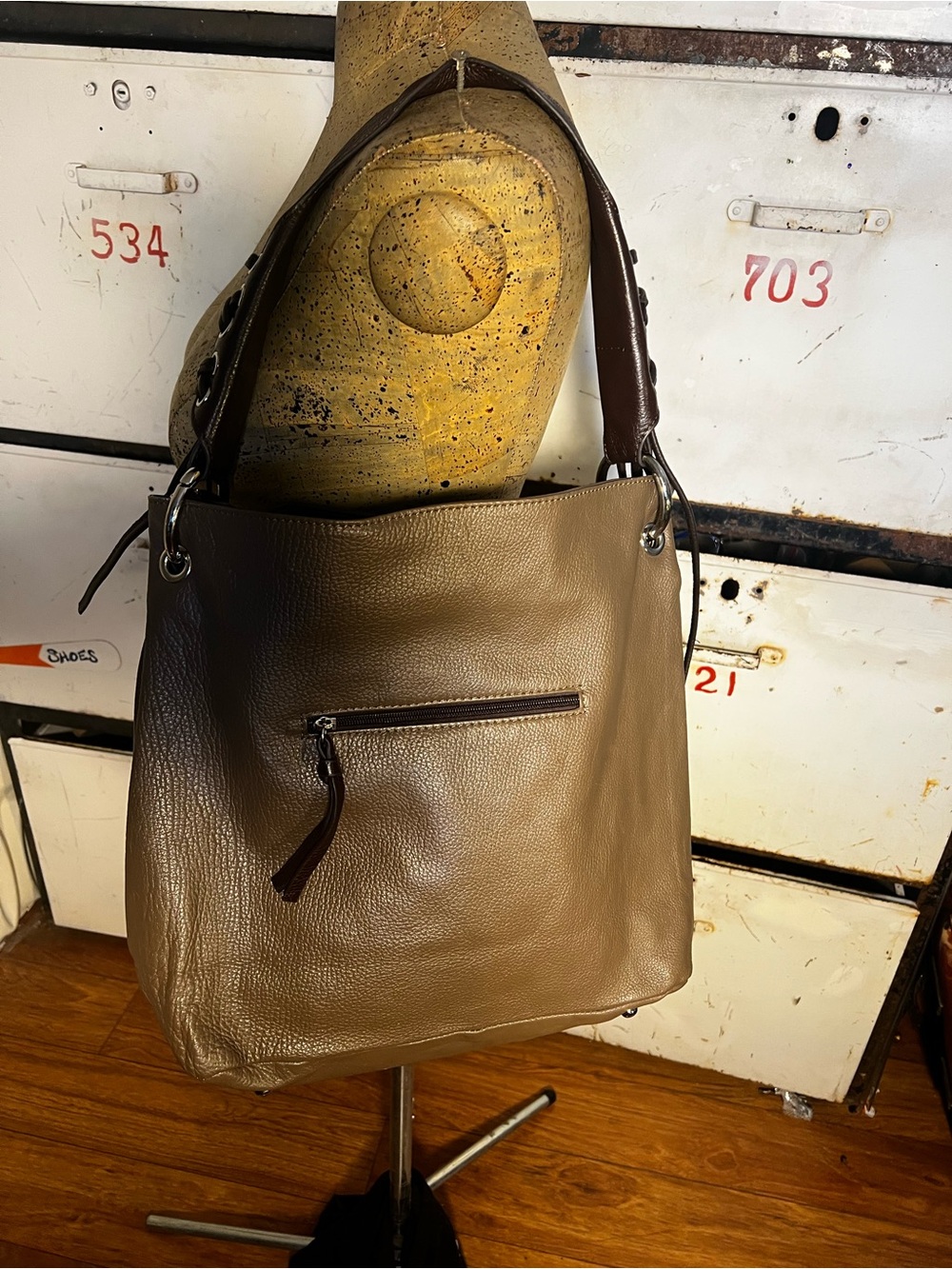 Vera Pelle Taupe Pebbled Leather Tote with Satin Interior NWOT